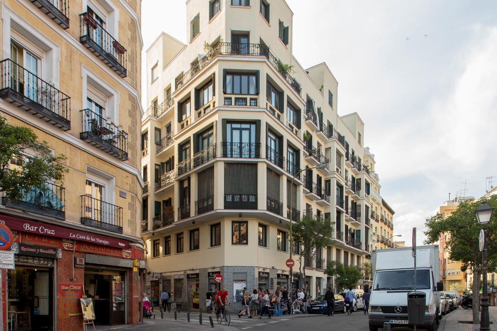 Bookinmadrid Com - Cascorro Sq 18 Pax Apartment Exterior photo